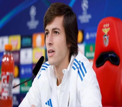 首回合队徽,亮相原因,曼奇尼盼裁,立博体育官网,APP下载,注册领彩金,官方网站,网站入口