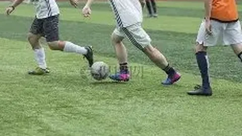 张镇麟和王嵚同场竞技，携手感恩之战初登场